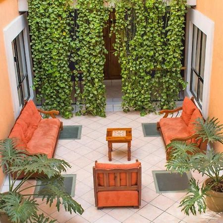Hotel Oaxaca Dorado, Oaxaca Экстерьер фото