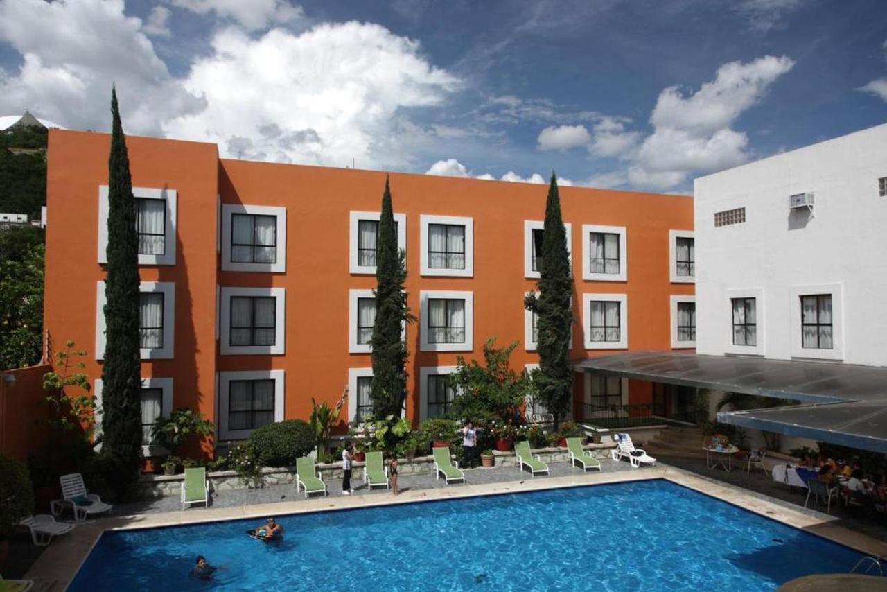 Hotel Oaxaca Dorado, Oaxaca Экстерьер фото