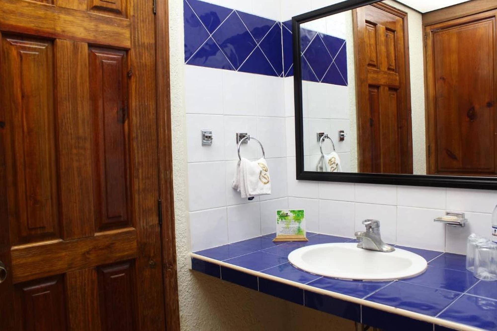 Hotel Oaxaca Dorado, Oaxaca Экстерьер фото