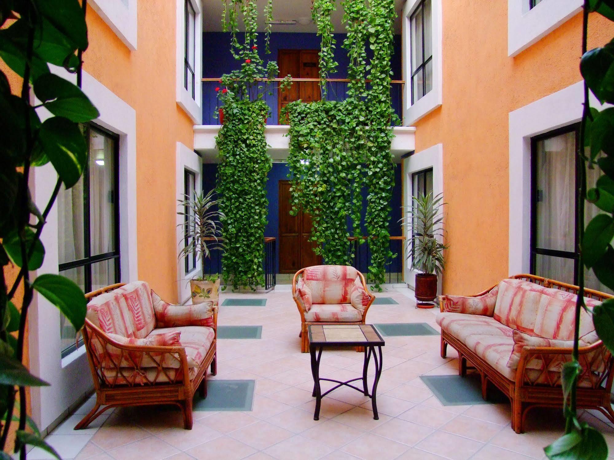 Hotel Oaxaca Dorado, Oaxaca Экстерьер фото