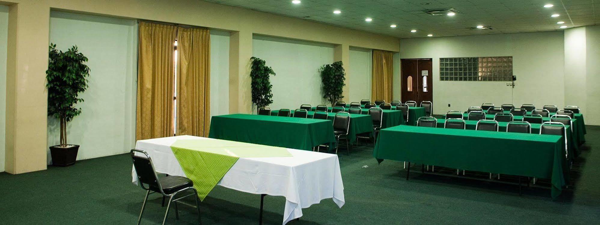 Hotel Oaxaca Dorado, Oaxaca Экстерьер фото